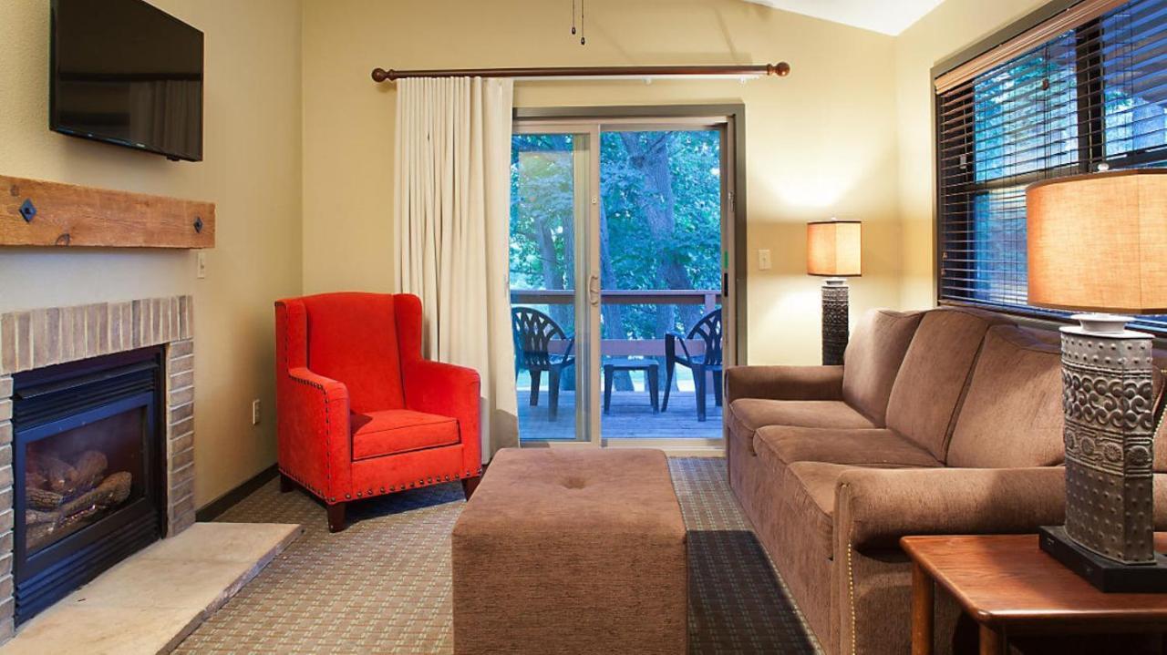 Bluegreen Vacations Christmas Mountain Village, An Ascend Resort Wisconsin Dells Zewnętrze zdjęcie