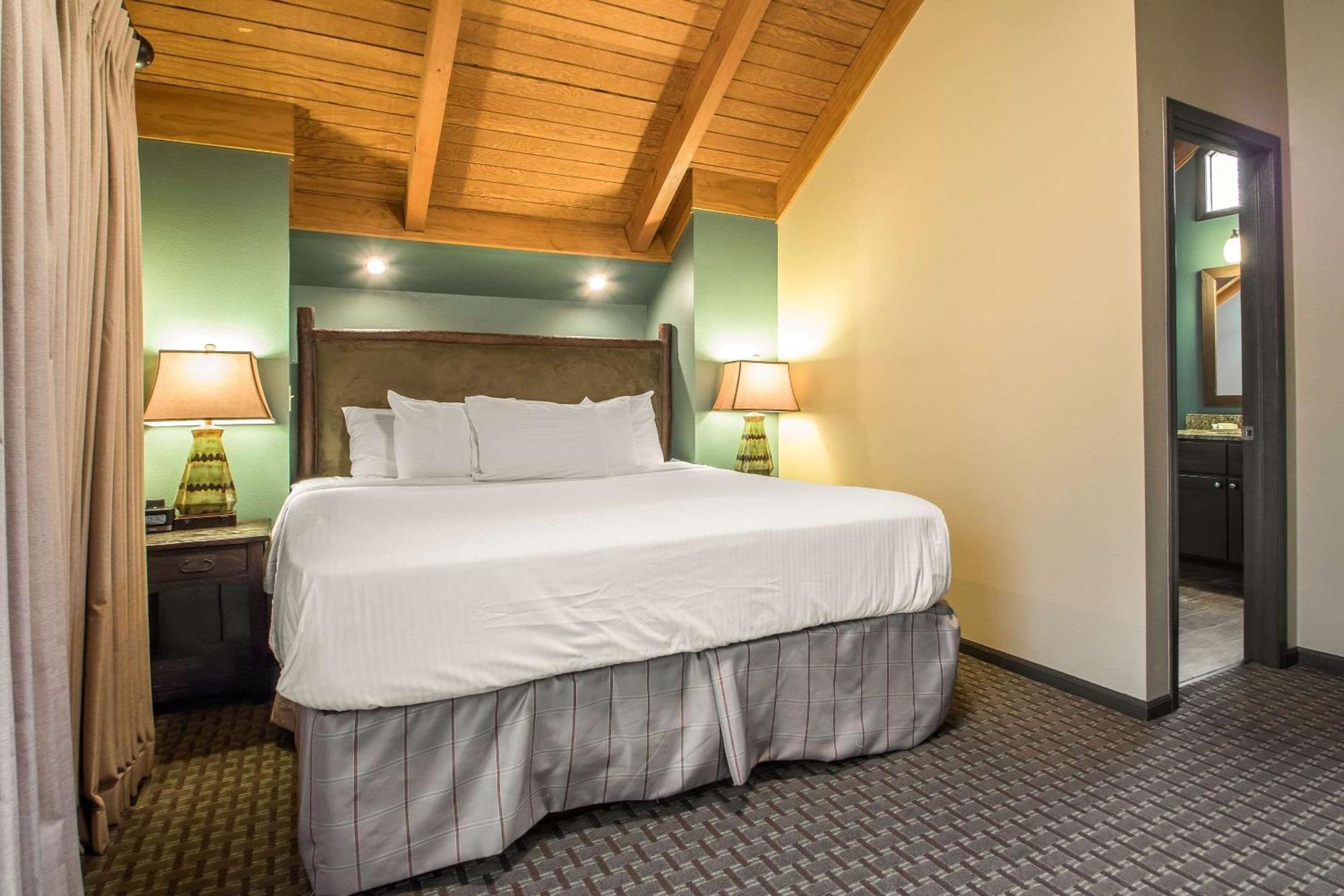 Bluegreen Vacations Christmas Mountain Village, An Ascend Resort Wisconsin Dells Zewnętrze zdjęcie