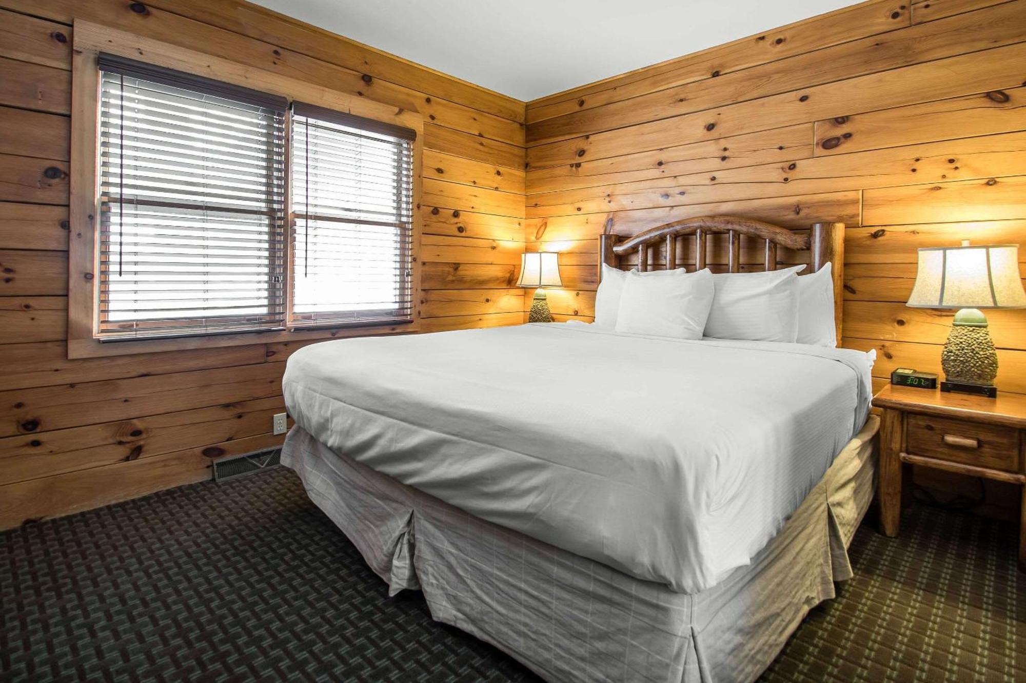 Bluegreen Vacations Christmas Mountain Village, An Ascend Resort Wisconsin Dells Zewnętrze zdjęcie