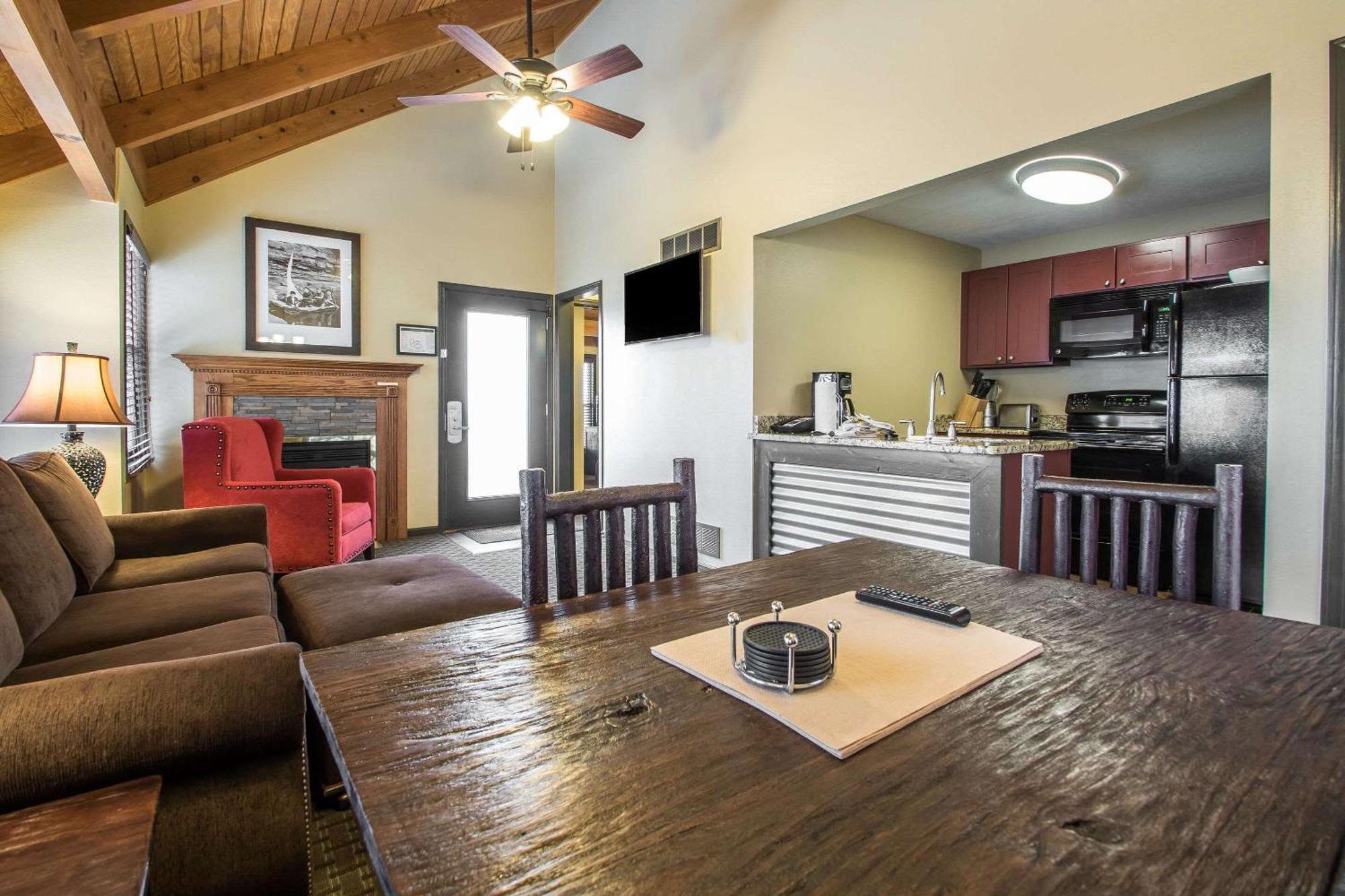 Bluegreen Vacations Christmas Mountain Village, An Ascend Resort Wisconsin Dells Zewnętrze zdjęcie