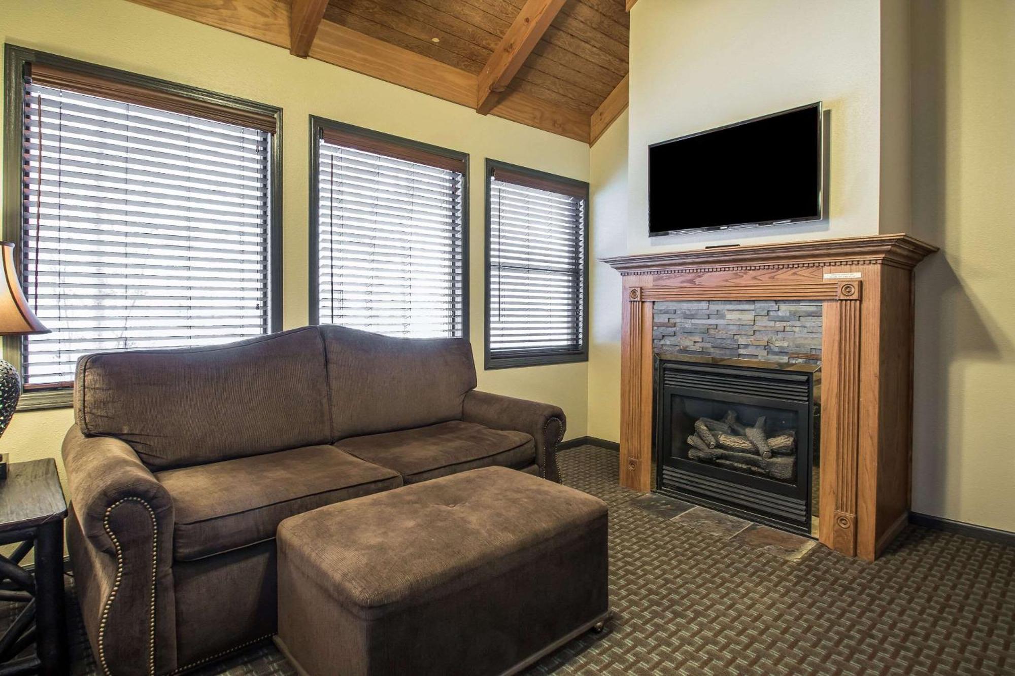 Bluegreen Vacations Christmas Mountain Village, An Ascend Resort Wisconsin Dells Zewnętrze zdjęcie